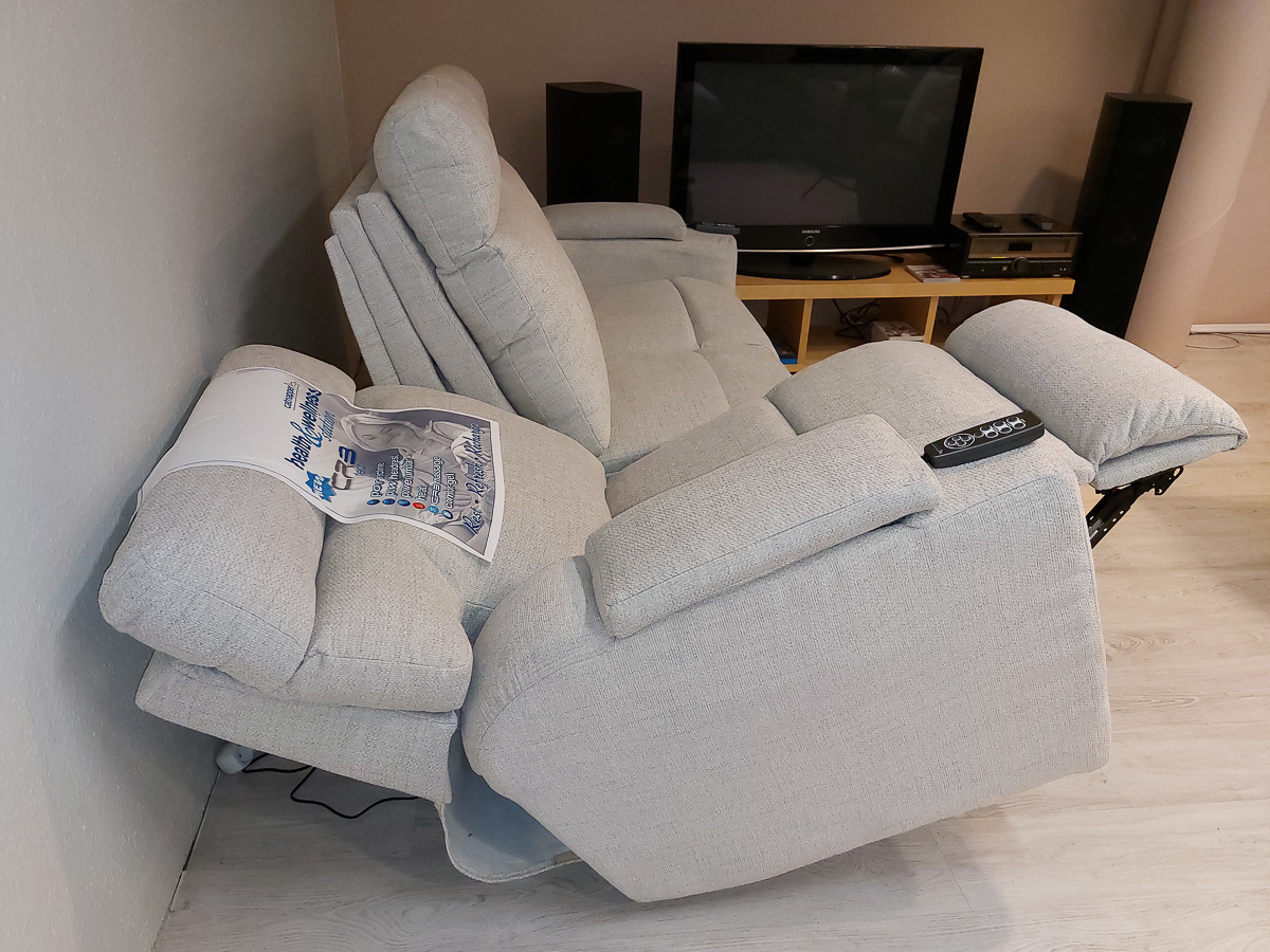 Zero gravity kanapé felmelt lábtartóval - Sanctuary